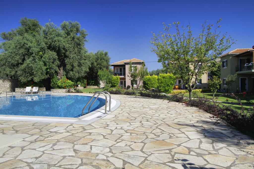 Lefkáda Saint Thomas Village מראה חיצוני תמונה